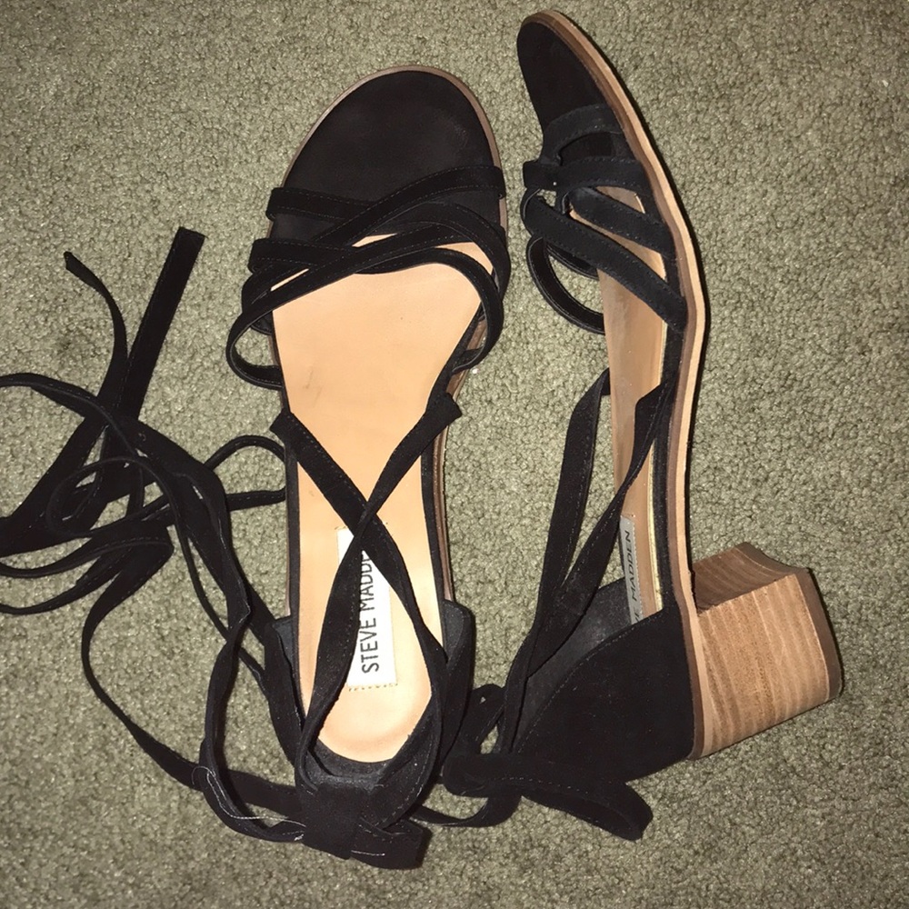 Steve Madden tie up suede sandals